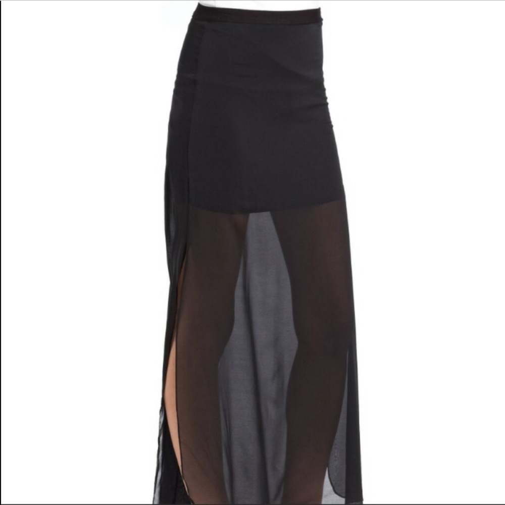 Robert Rodriguez size 0 Sheer mini layered skirt.